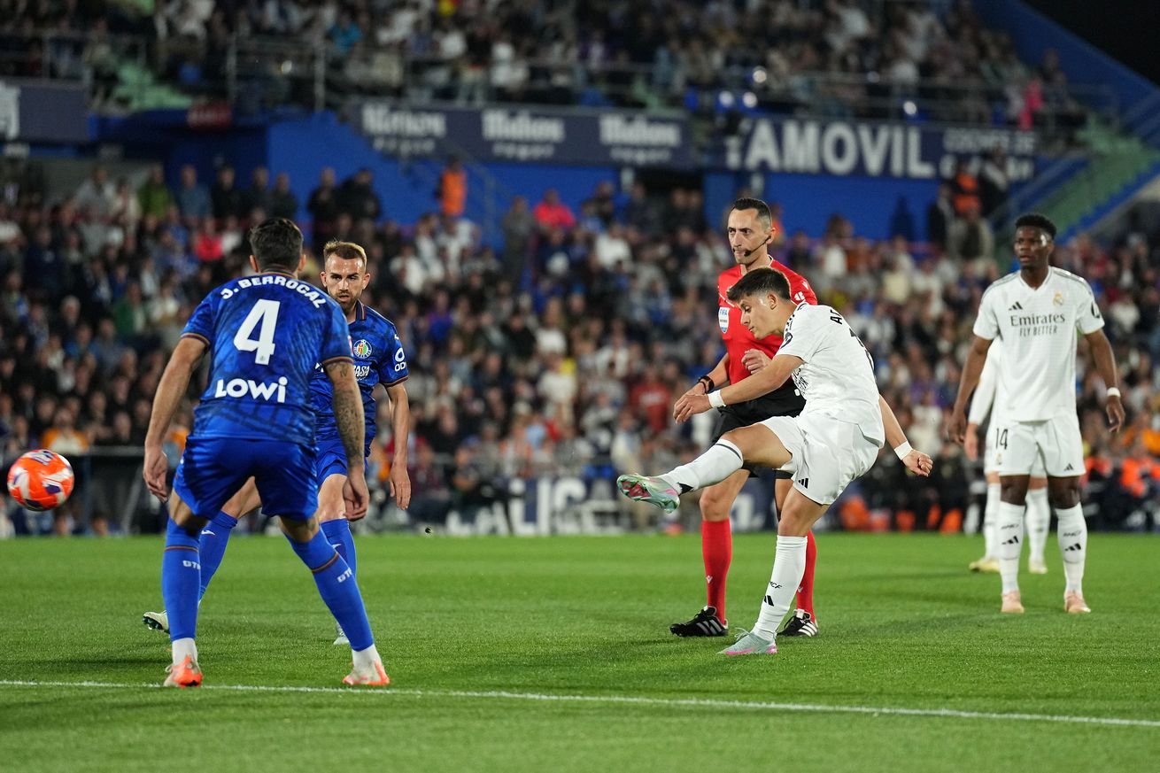 Getafe CF v Real Madrid CF - La Liga EA Sports