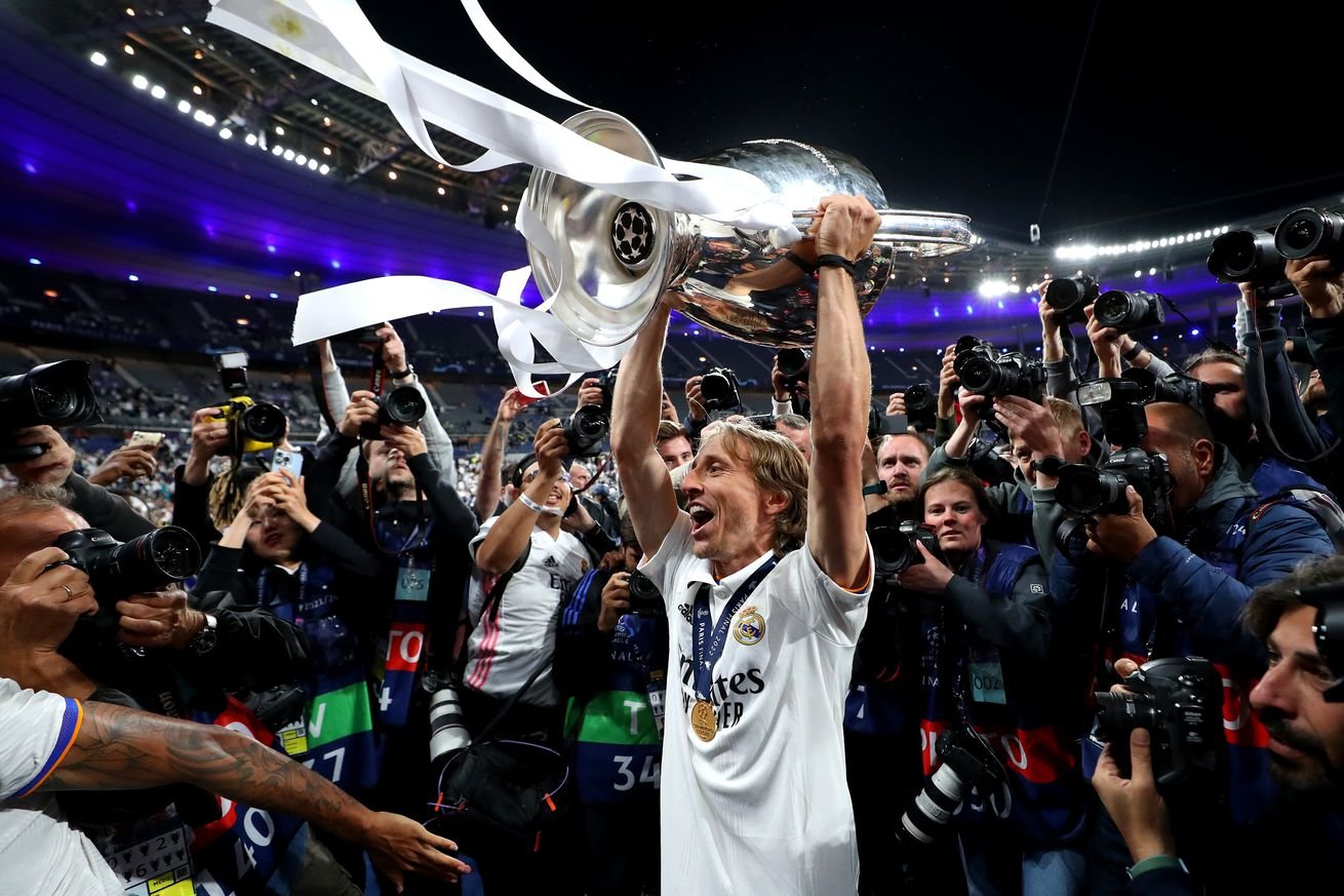 Liverpool FC v Real Madrid - UEFA Champions League Final 2021/22