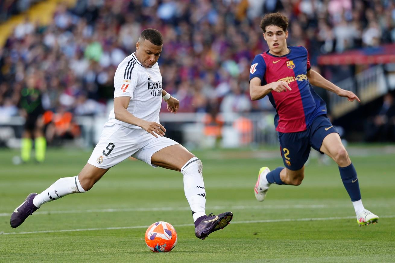 FC Barcelona v Real Madrid CF - La Liga EA Sports