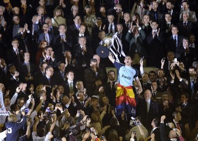 TOPSHOT-CORRECTION-FBL-ESP-CUP-REAL MADRID-BARCELONA