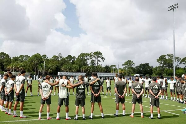 Real Madrid Honor Diogo Jota and André Silva With a Minute of Silence in Palm Beach Training Session